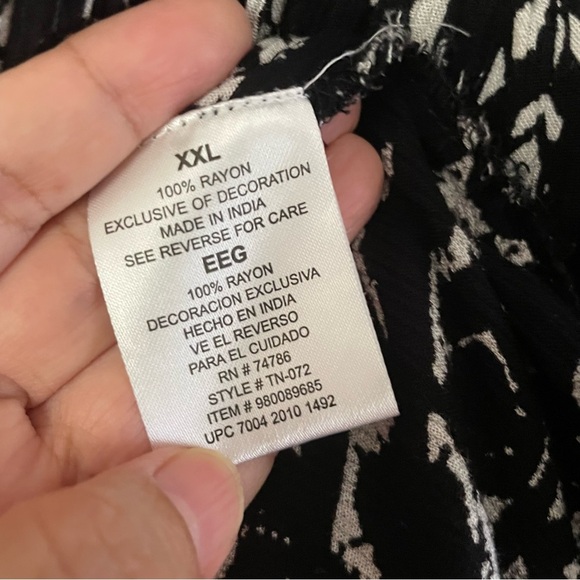 Bila Boho Print Top Blouse Black White Lace Trim Cold Shoulder Sz XXL B2 - Picture 6 of 11